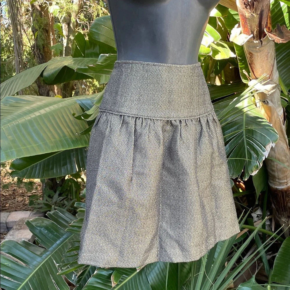 Banana republic drop waste, gold tweed skirt